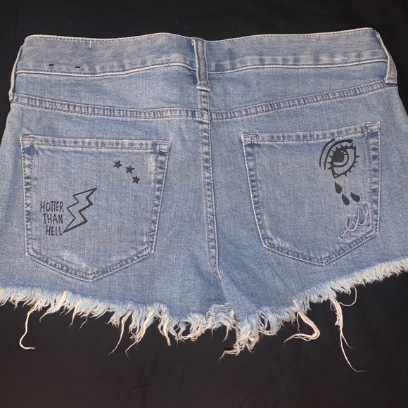 Express Jean Shorts - Picture 2 of 2